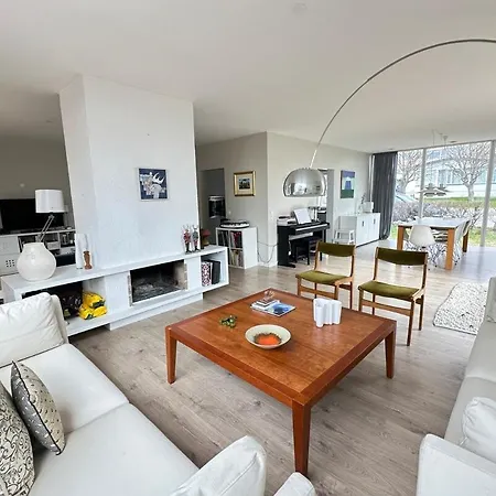 Holiday home Modern Family Friendly House In Seltjarnarnes - Birta